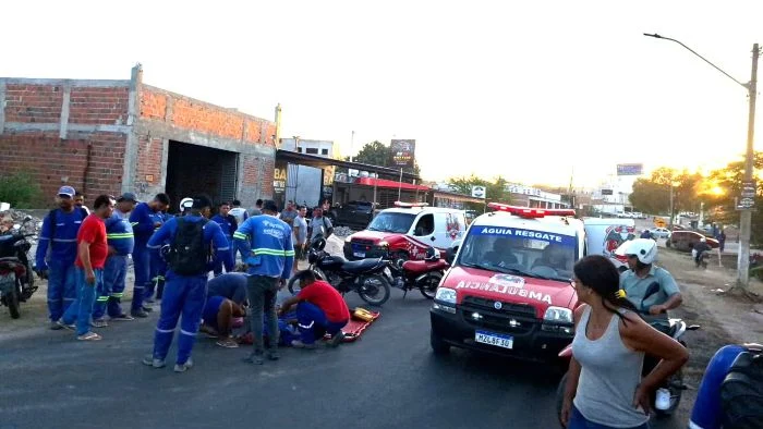 Colisão entre duas motos deixa dois homens feridos na BA-409, em Conceição do Coité