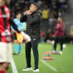 Jair Ventura minimiza desempenho do Vitória como visitante na Série A