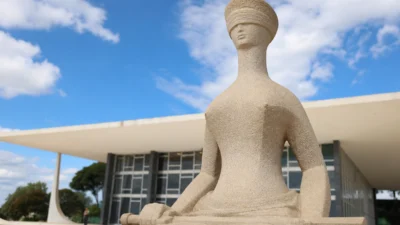 Justiça manda Meta remover posts que incentivam demissões por voto
