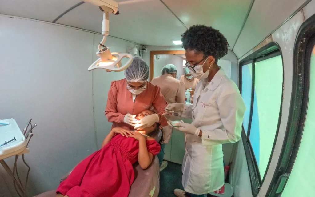 Odonto Móvel inicia atendimentos em comunidades de Conceição do Coité neste mês de outubro; programação segue até o dia 30