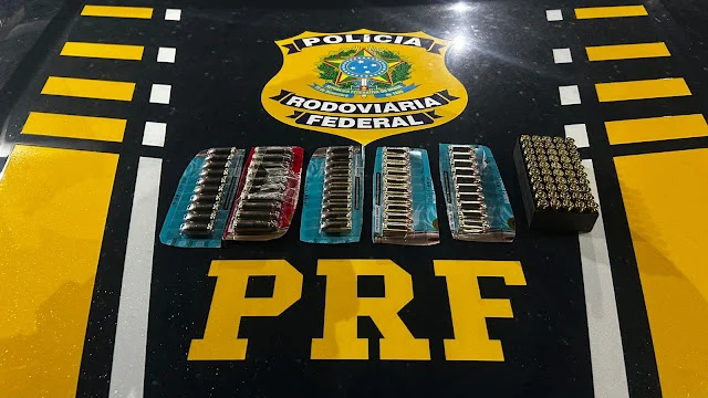 Homem é preso com 100 munições em ônibus na BR-407, na Bahia